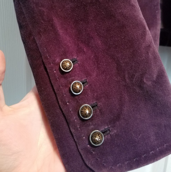 Tahari Plum Velvet Blazer - Picture 4 of 4